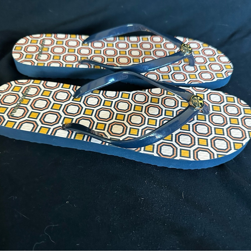 Tory Burch Navy Strap Geometric Flip Flops new - Picture 2 of 12